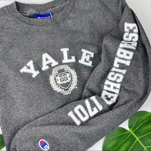 YALE Champion Long Sleeved Gray shirt SM